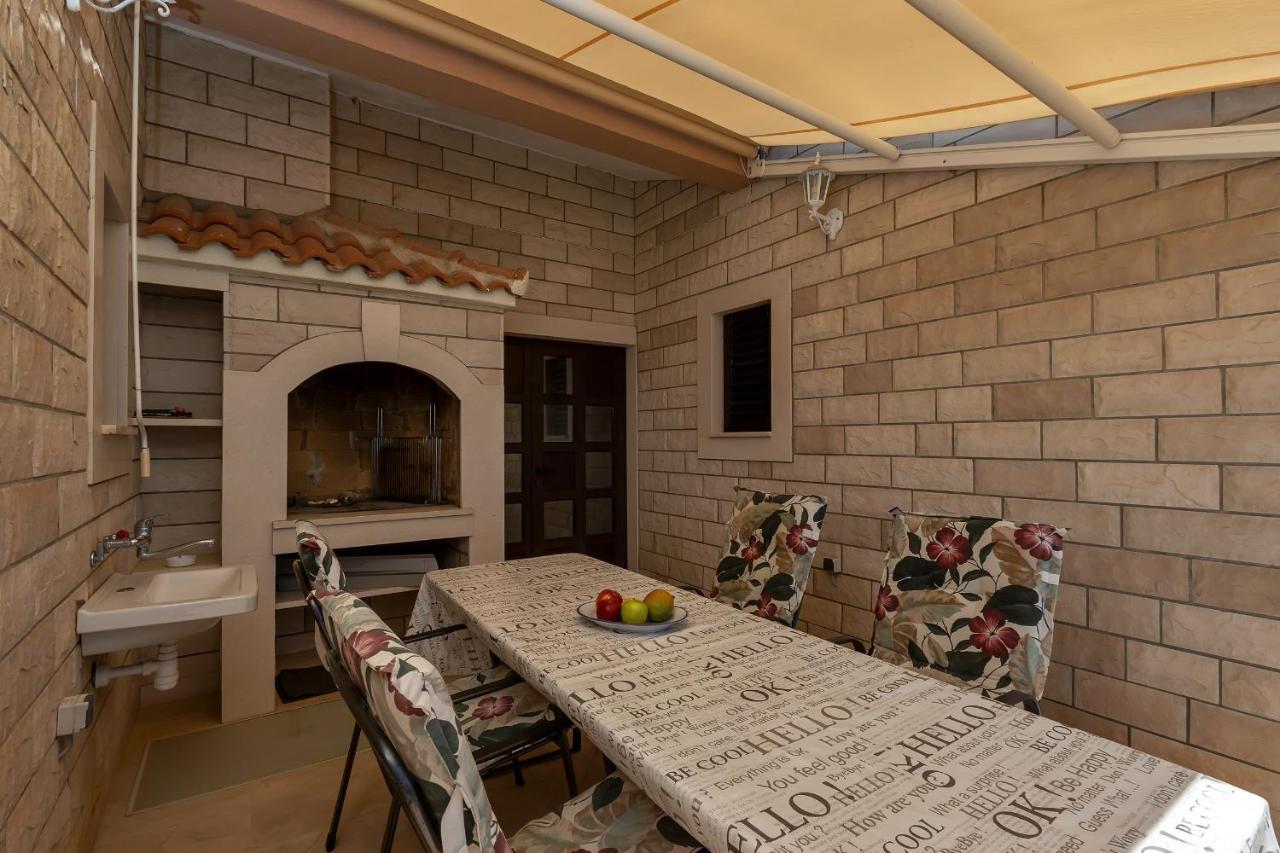 Duće Guest House Lazeta מראה חיצוני תמונה